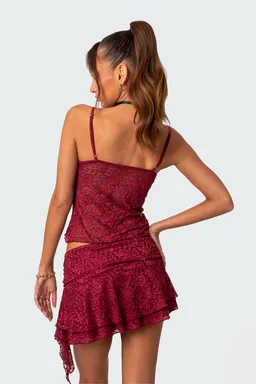 Musculosa encaje ruby de Edikted en Tops para argentina
