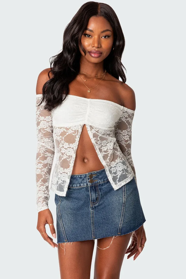 Top odessa encaje dividido de Edikted en Blusas para argentina