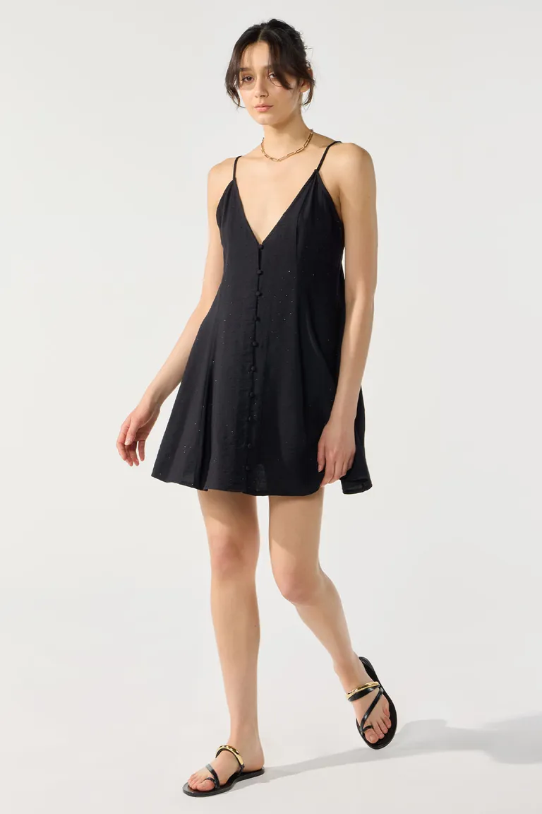 Vestido corto con breteles y detalles brillantes en negro de Cuesta Blanca en Vestidos para argentina