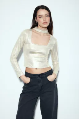 Top gladys con recorte de Audaz en Tops para argentina