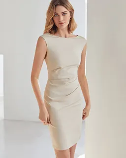 Vestido ajustado cuello barco de Motf en Vestidos para argentina