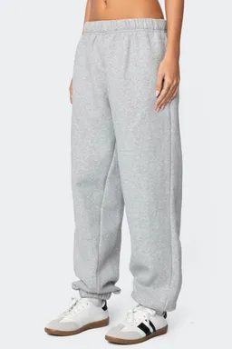 Pantalón buzo oversized clark de Edikted en Pantalones para argentina