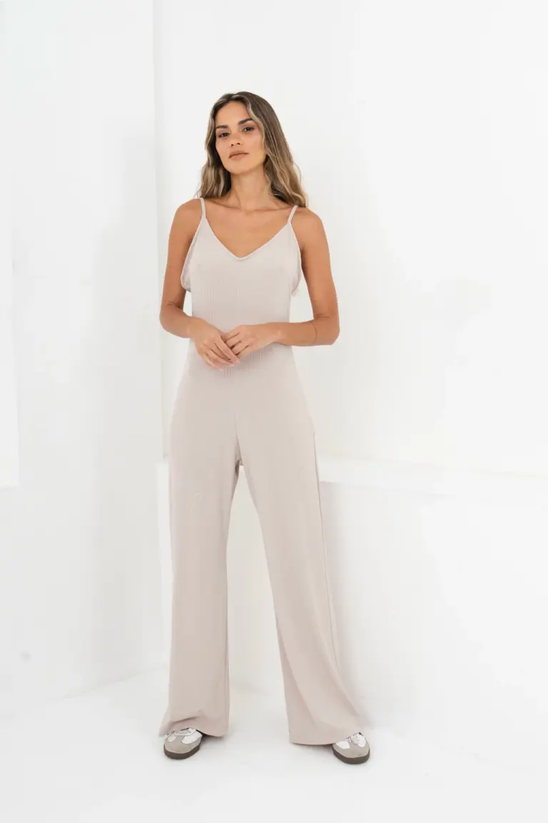 Mono Escotado Amplio de Belle en Monos para argentina