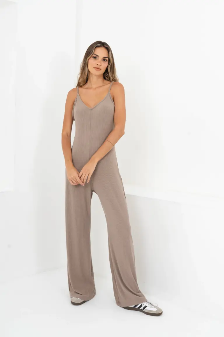 Mono Escotado Amplio de Belle en Monos para argentina