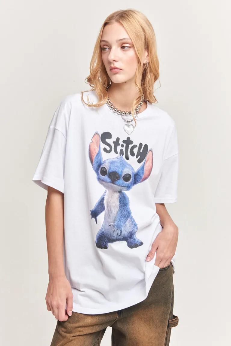 Remera Oversize con Estampado de Stitch, Personaje Disney de 47 Street en Remeras para argentina