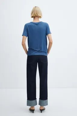 Remera cuello pico de Mango en Remeras para argentina