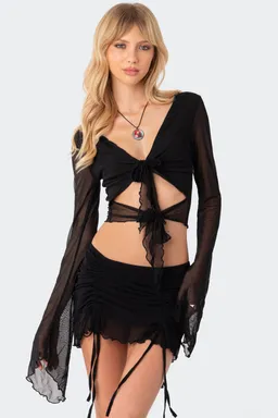 Crop top mesh con nudo de Edikted en Tops para argentina