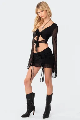 Crop top mesh con nudo de Edikted en Tops para argentina