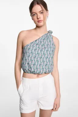 Top asimétrico estampado de Mango Teen en Tops para argentina