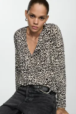 Blusa animal print de Mango en Blusas para argentina