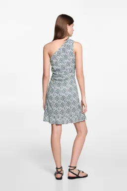 Vestido asimétrico estampado de Mango Teen en Vestidos para argentina
