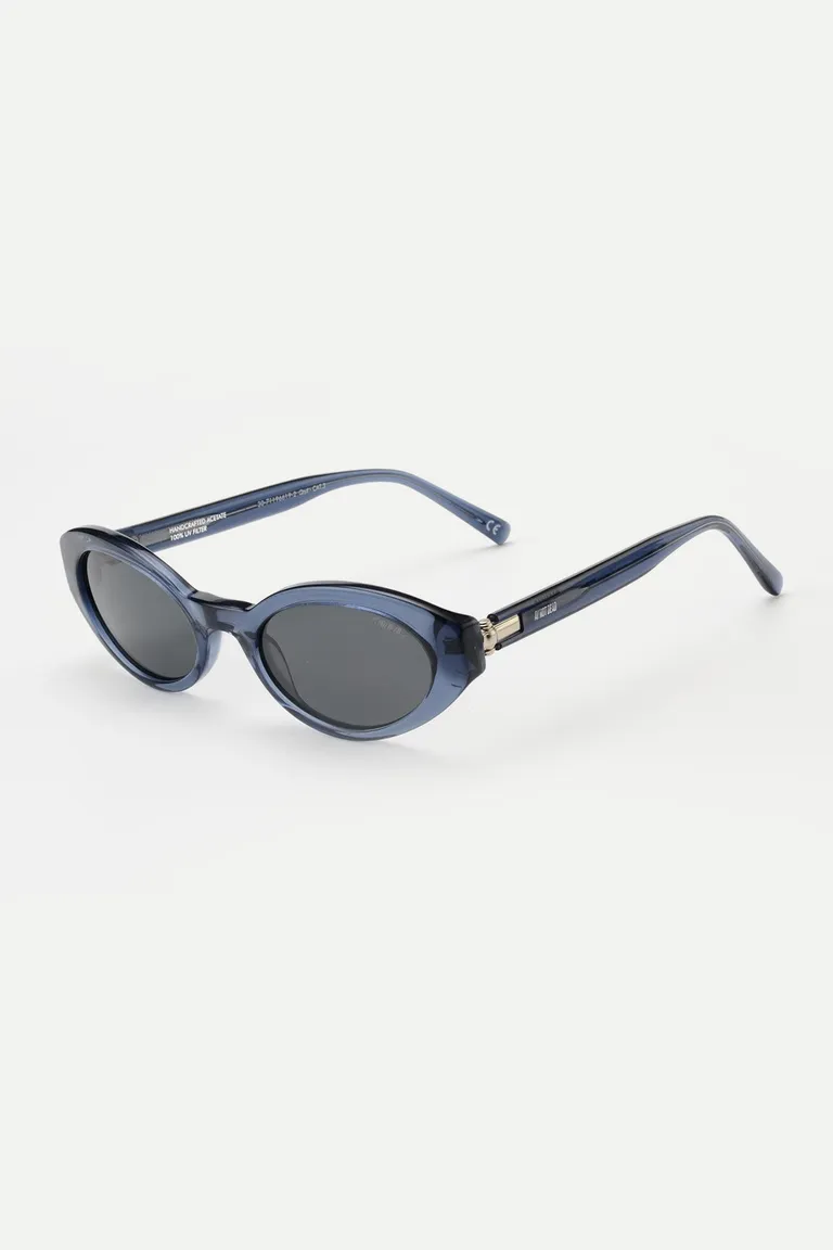 Gafas de sol ovaladas de acetato azul con lentes polarizados y filtro UV 100% de Ay Not Dead en Anteojos para argentina