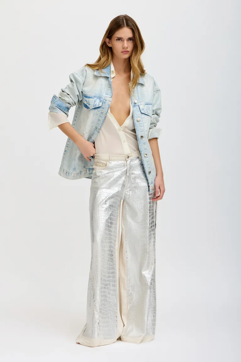 Chaqueta de diseño distintivo y cortes modernos para un estilo único y personal de Tucci en Chaquetas para argentina