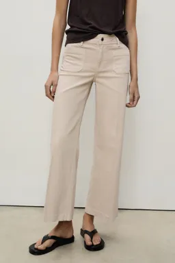 Jeans wideleg con bolsillos de Mango en Pantalones para argentina