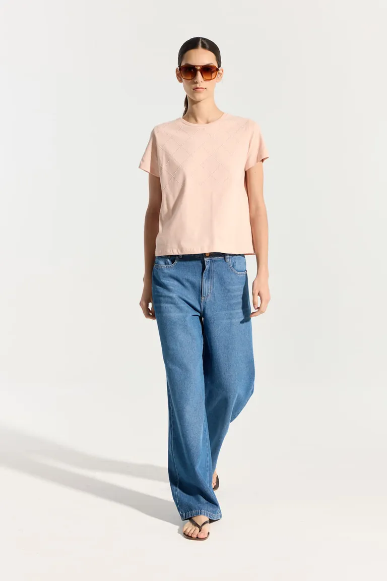 Remera con aplicaciones de tachas metálicas y manga corta de corte regular de Portsaid en Remeras para argentina