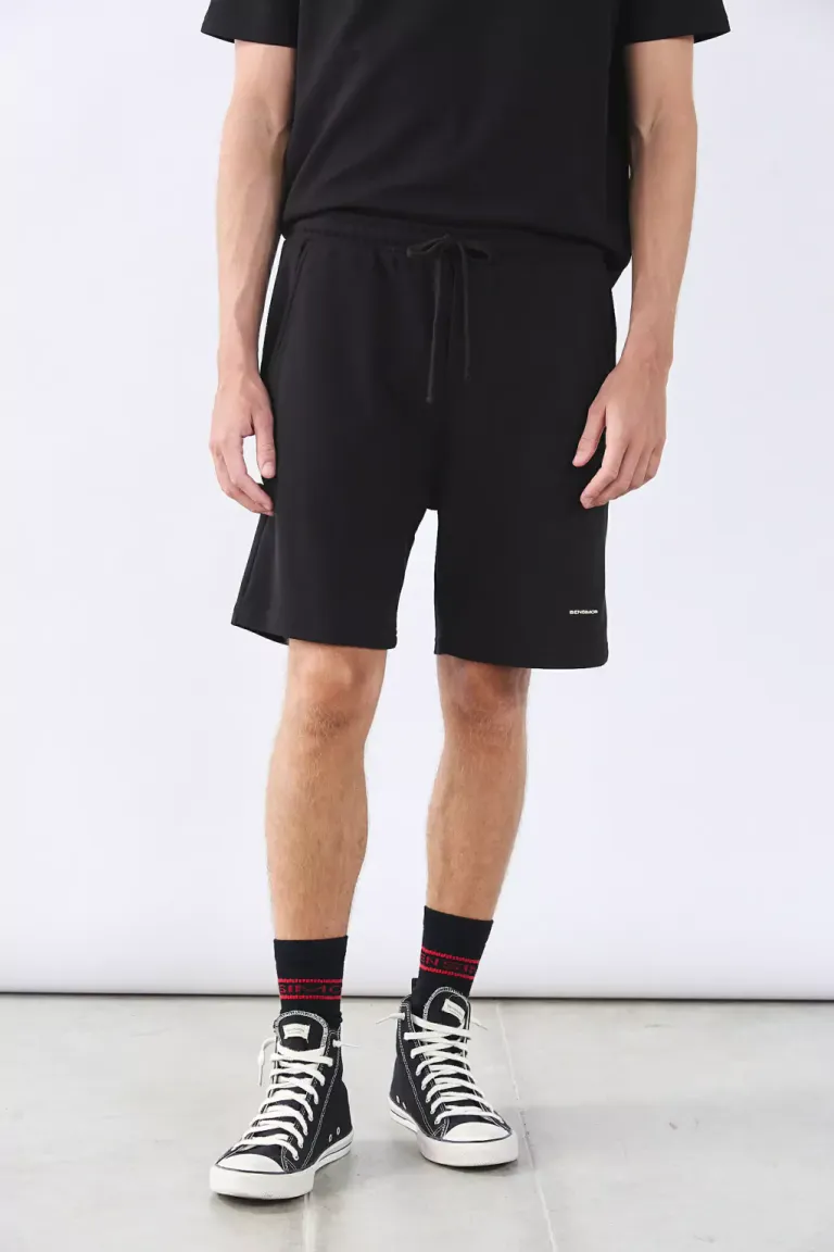 Shorts negros de pique pesado con cintura elástica y bolsillos laterales de Bensimon en Bermudas y Shorts para argentina