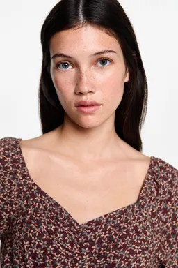 Vestido floral con volantes de Mango Teen en Vestidos para argentina