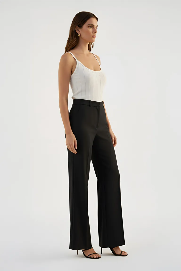 Pantalón negro recto con efecto tornasol y bolsillos laterales de Naíma en Pantalones para argentina