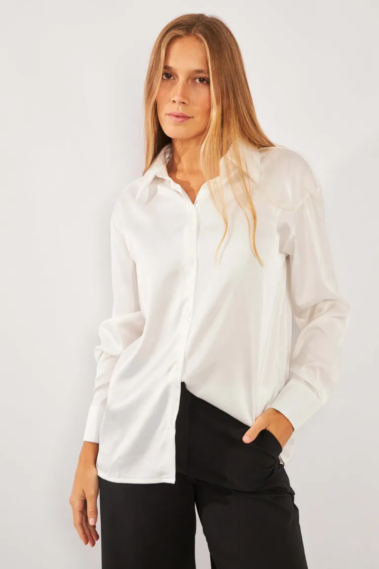 Camisa de seda de manga 3/4 con espalda abierta para mujer de Belle en Camisas para argentina