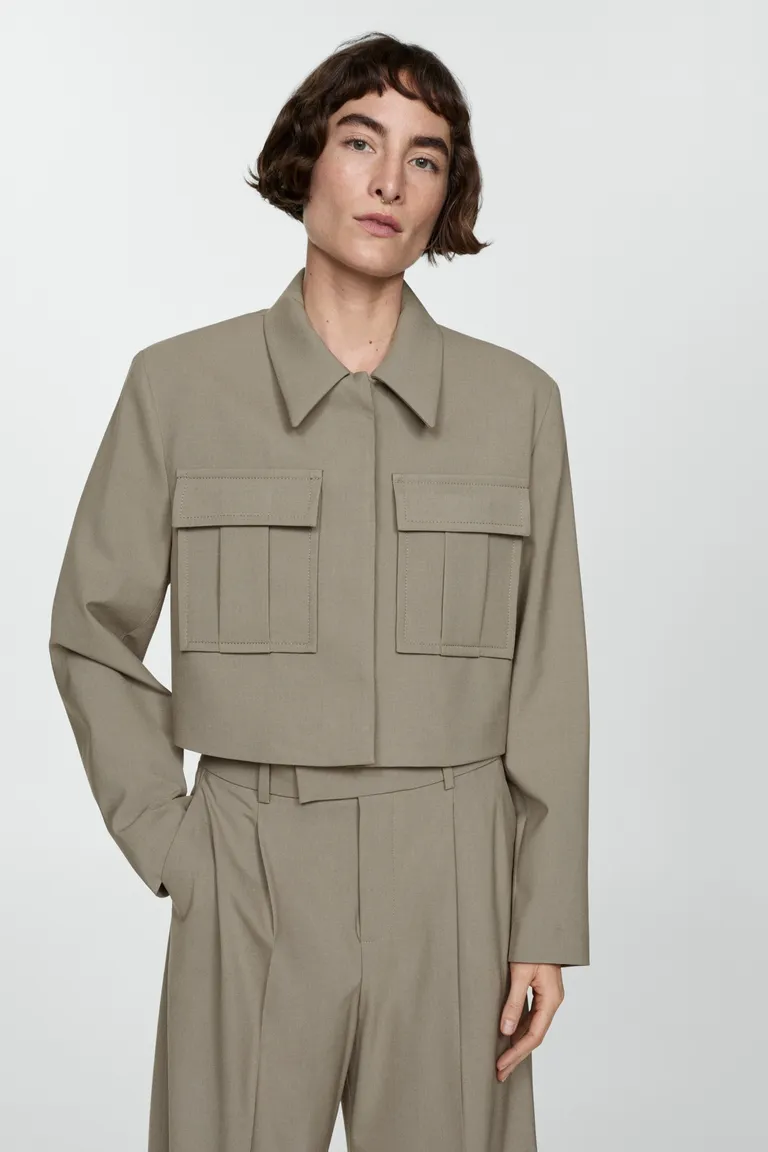 Chaqueta crop con bolsillos de Mango en Chaquetas para argentina