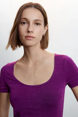 Remera cuello escotado de Mango en Remeras para argentina