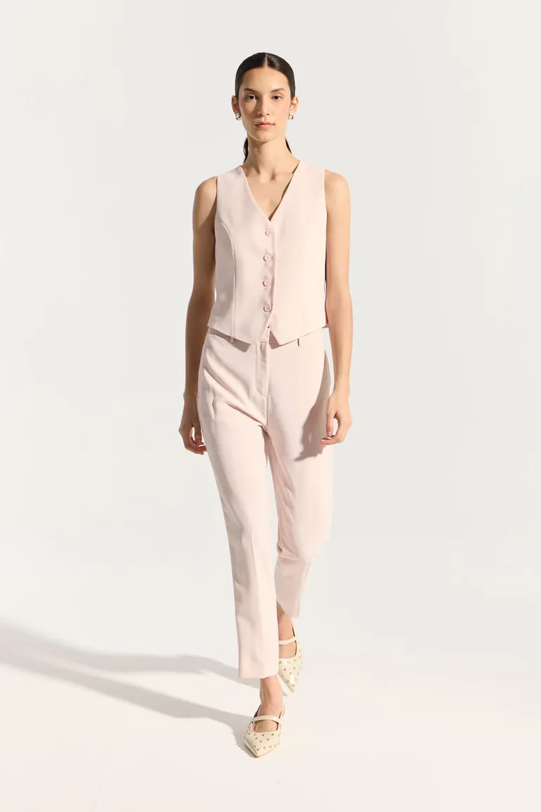 Chaleco sastrero de corte clásico para mujeres, ideal para looks de diario de Portsaid en Chalecos para argentina