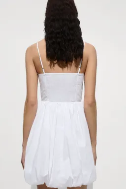 Vestido corto evasé de Mango en Vestidos para argentina