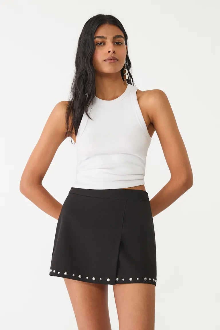 Falda pantalón tachas vestir de Stradivarius en Faldas para argentina