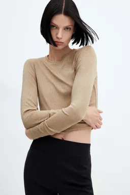 Remera lúrex manga larga de Mango en Buzos y Sweaters para argentina