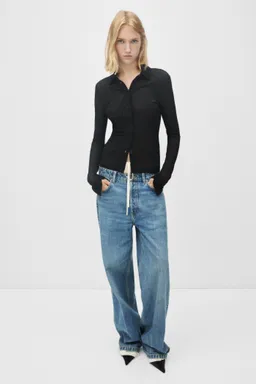 Camisa entallada manga larga de Mango en Camisas para argentina