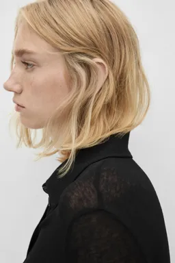 Camisa entallada manga larga de Mango en Camisas para argentina