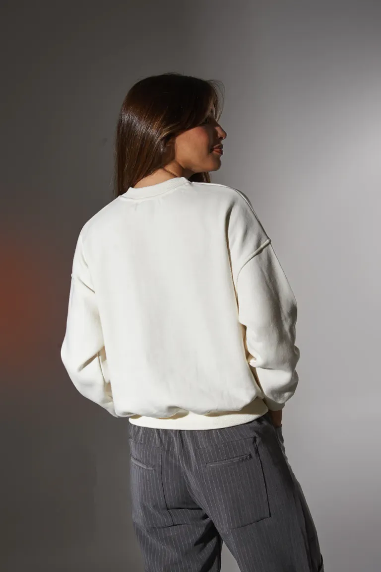 Buzo derby blanco con detalles decorativos para mujer de Apricot en Buzos y Sweaters para argentina