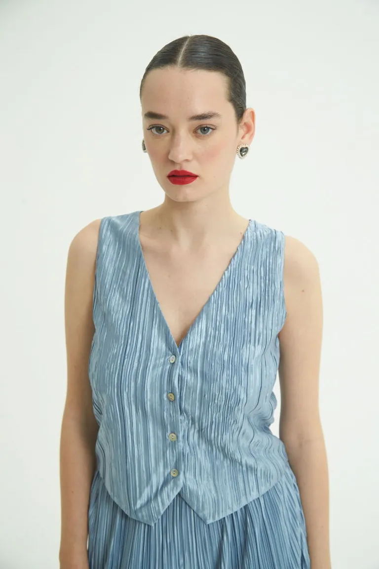 Chaleco plisado de escote en V y botones de perla para un look comodo y sofisticado de Las Pepas en Chalecos para argentina