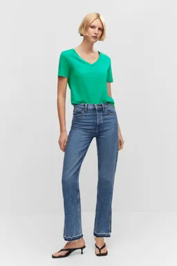 Remera algodón cuello pico de Mango en Remeras para argentina