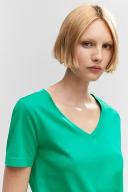 Remera algodón cuello pico de Mango en Remeras para argentina