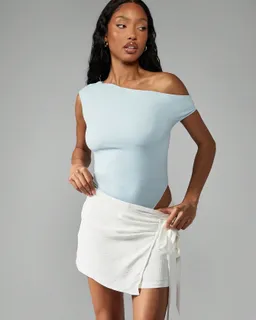 Body asimétrico elegante manga larga de Missguided en Bodies para argentina