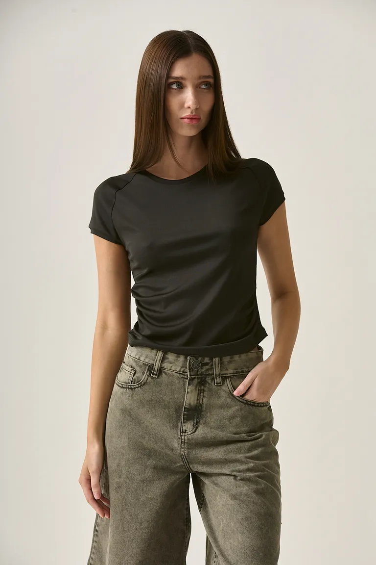 Jean baggy carpenter: prenda clave para un look urbano y cómodo de Sweet en Pantalones para argentina