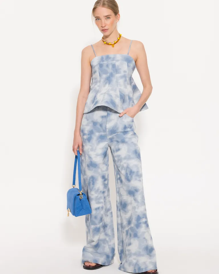 Pantalón wide de inspiración celestial con detalles brillantes de Jazmin Chebar en Pantalones para argentina