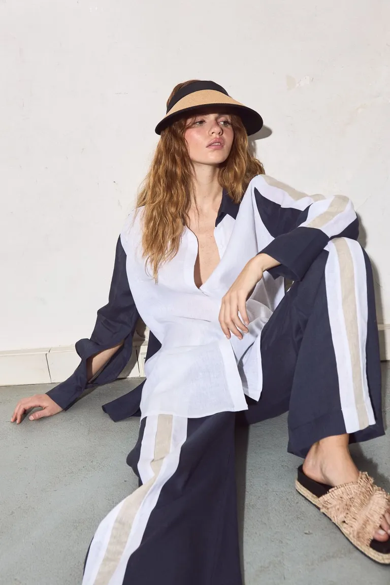 Camisa de lino blanca de corte relajado y elegante para mujer de Allo Martinez en Camisas para argentina