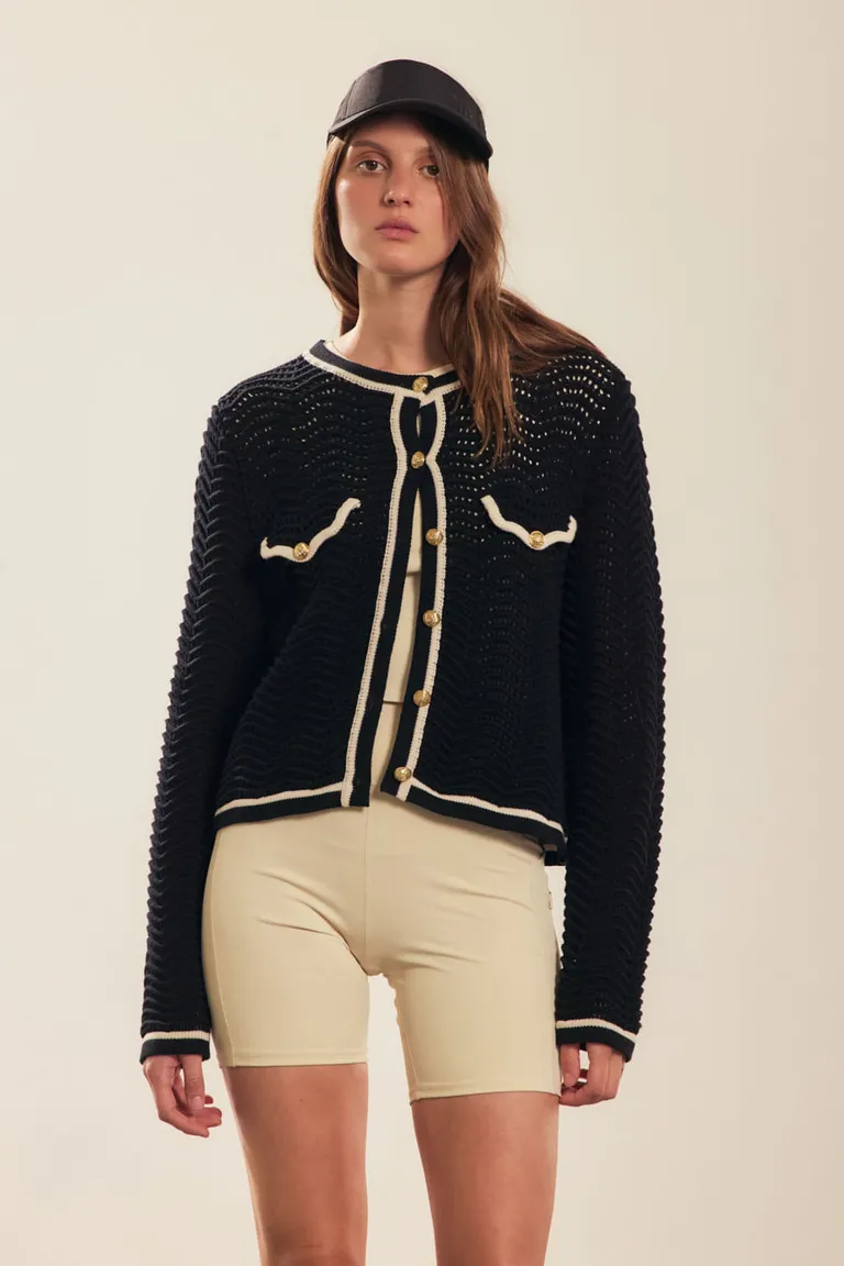 Elegante chaqueta tejida con detalles metálicos en corte regular de Portsaid en Chaquetas para argentina