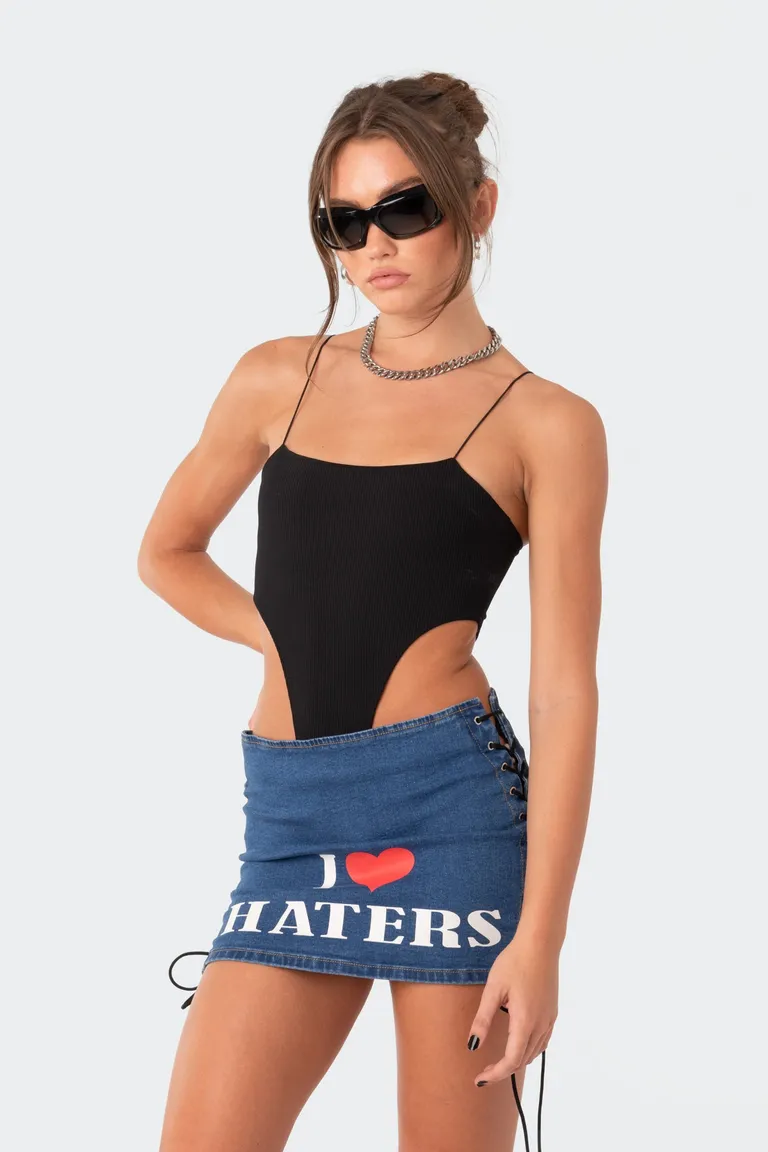 Body acanalado cavado camilla de Edikted en Bodies para argentina