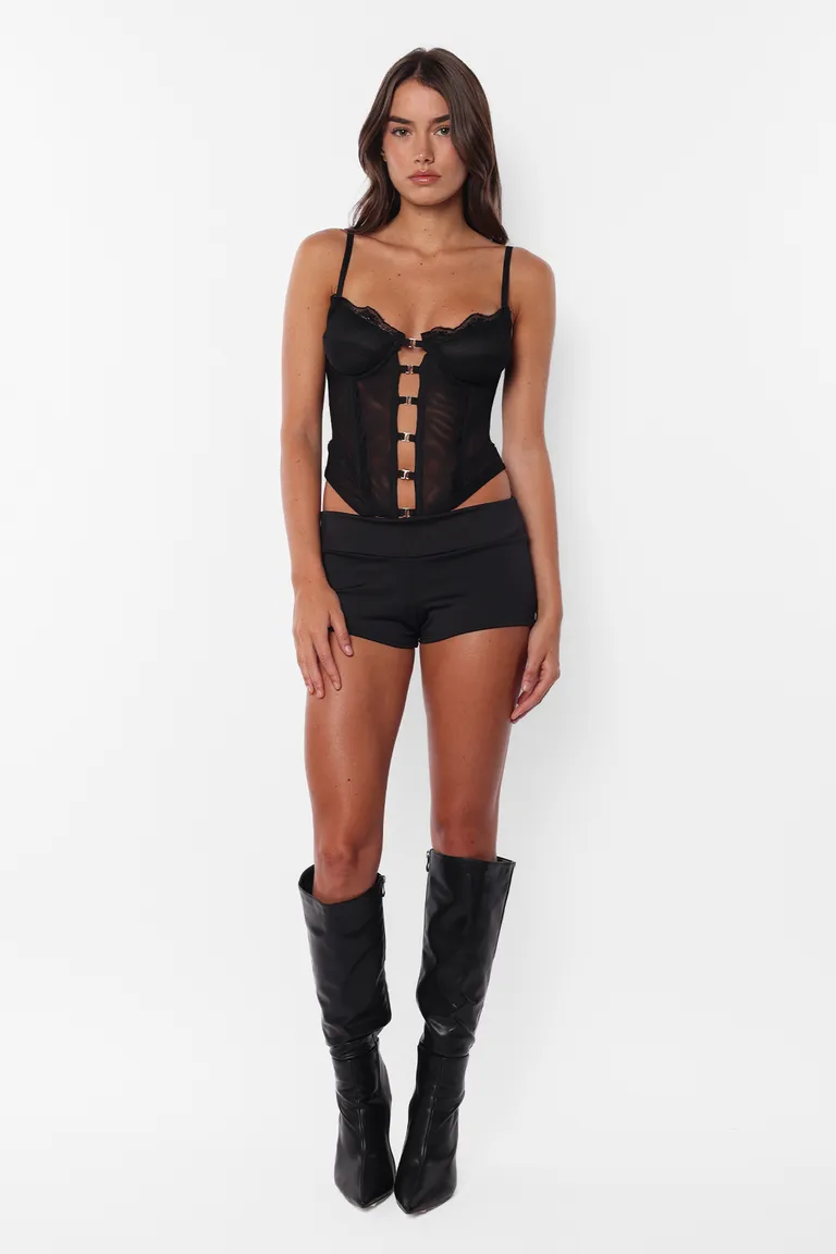 Corto compacto de microfibra negro para mujer de Top White en Shorts para argentina