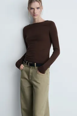Remera cuello barco larga de Mango en Buzos y Sweaters para argentina