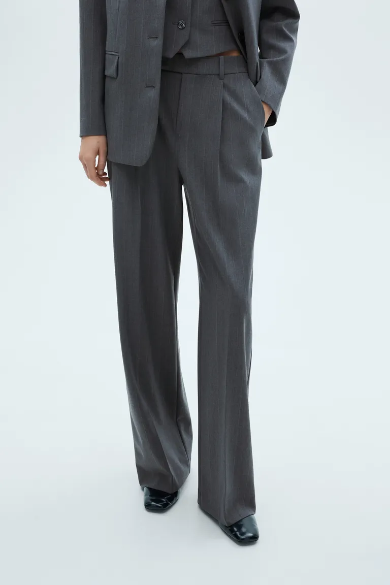 Pantalón traje diplomático de Mango en Pantalones para argentina