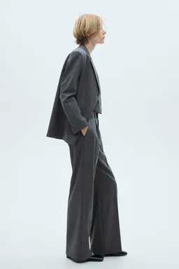 Pantalón traje diplomático de Mango en Pantalones para argentina