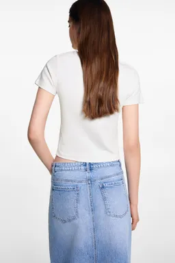 Remera calada crop de Mango Teen en Remeras para argentina