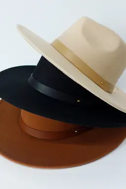 Sombrero paño con tira de Exotica Accesorios en Gorros y Sombreros para argentina
