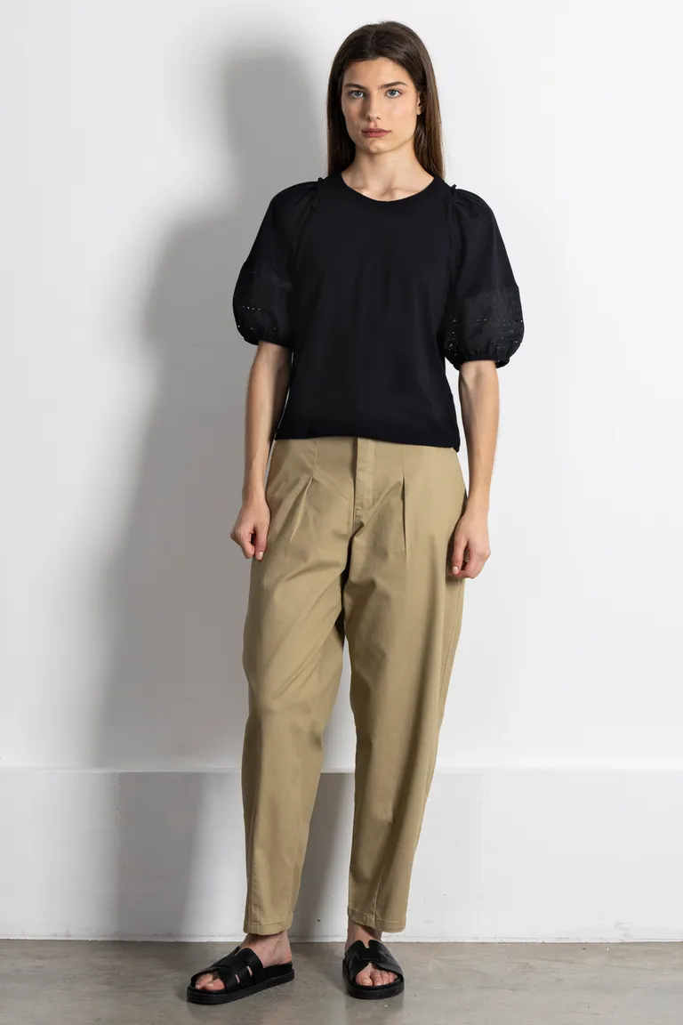 Pantalones beige de diseño elegante y versátil para mujer de Kill en Pantalones para argentina
