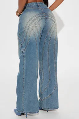 Jean copenhagen pierna ancha de Fashion Nova en Pantalones para argentina