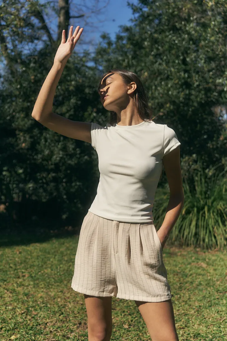 Shorts cortos con pinza y textura rayada para el día a día de Lemmon en Shorts para argentina